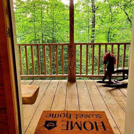 Lil' Log At Hearthstone Cabins And Camping - Pet Friendly Helen Exterior foto