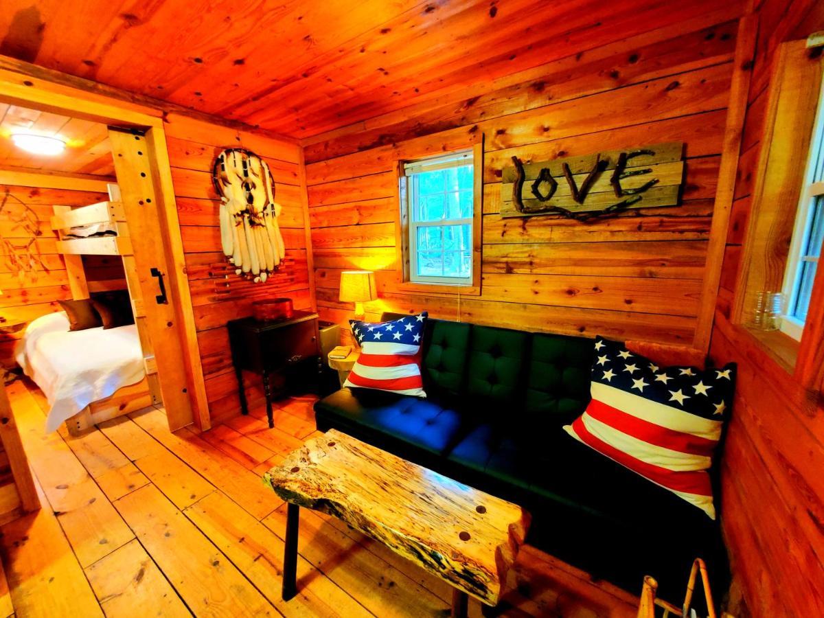 Lil' Log At Hearthstone Cabins And Camping - Pet Friendly Helen Exterior foto