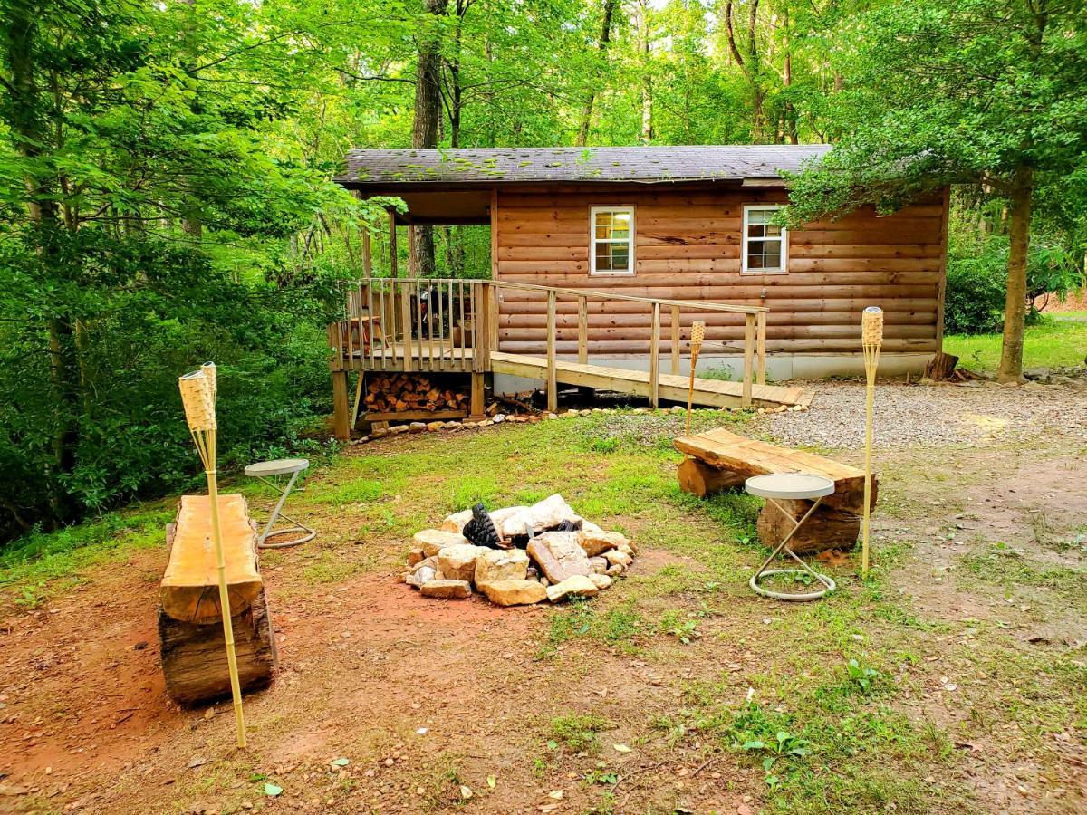 Lil' Log At Hearthstone Cabins And Camping - Pet Friendly Helen Exterior foto