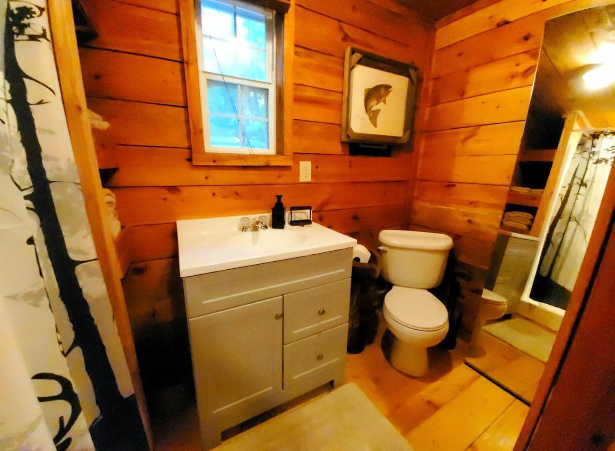 Lil' Log At Hearthstone Cabins And Camping - Pet Friendly Helen Exterior foto
